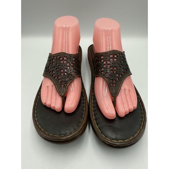 Born Brown Leather‎ Sandal Women’s Size 8 Tooled Design - Picture 1 of 11